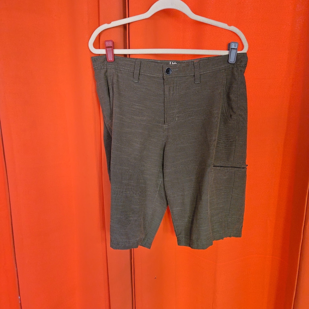 Urban Pipeline Dark Green Cargo Shorts